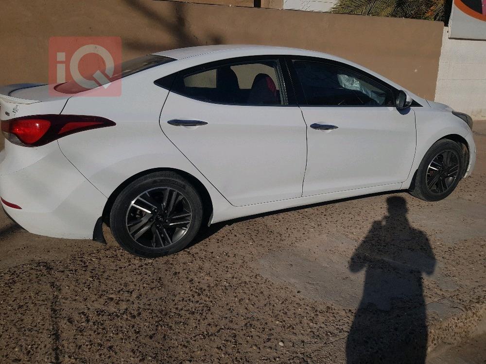 هيونداي النترا
